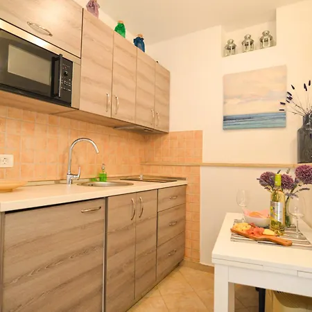 Malvazija 1 And 2 Apartament